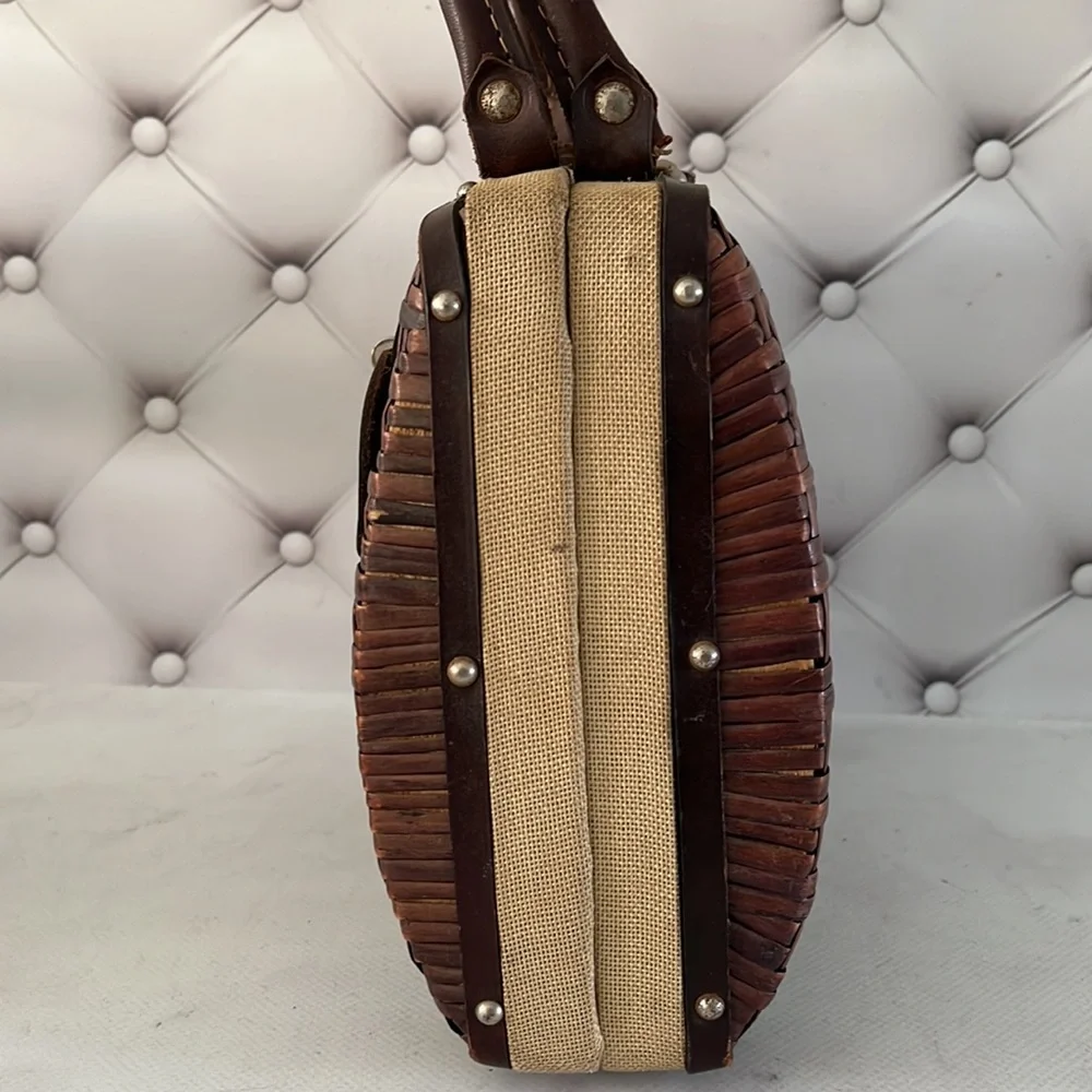 Vintage straw purse with Leather handles accent Color Brown Made in Spain - Picture 5 of 7